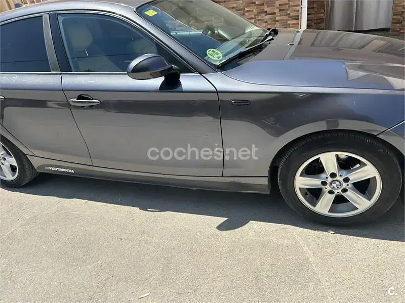 Usado BMW 120 163 CV (119 kW) 2005 Marrón Utilitario