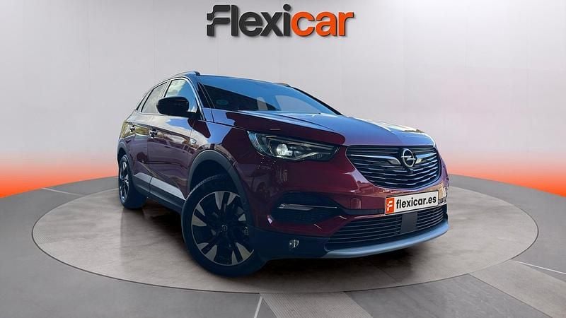Usado Opel Grandland X Ultimate 131 CV (96 kW) 2019 Rosa SUV