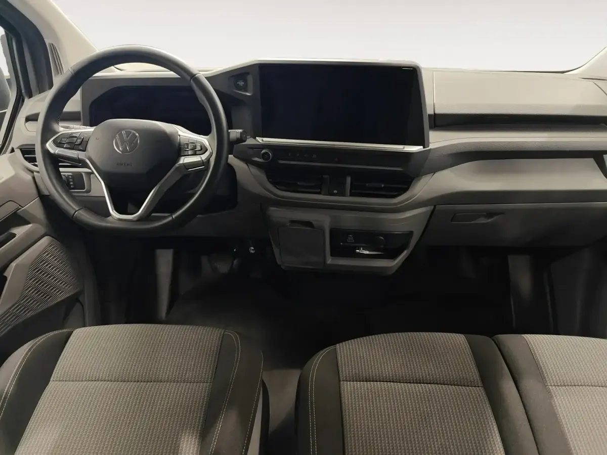 Usado VW Caravelle 150 CV (110 kW) 2025 Gris/plata Van