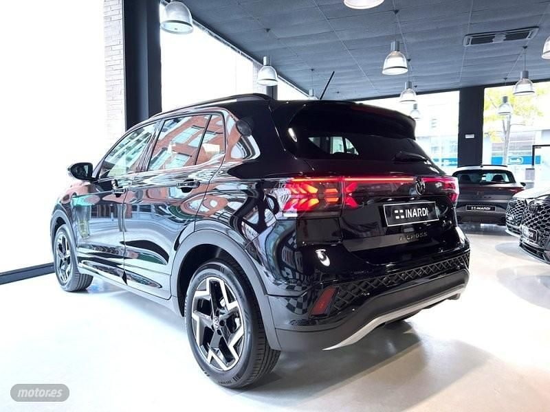 Nuevo VW T-Cross R-line 116 CV (85 kW) 2025 Negro SUV
