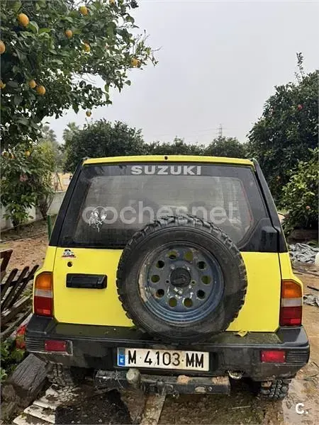 Usado Suzuki Vitara 80 CV (58 kW) 1997 Amarillo SUV