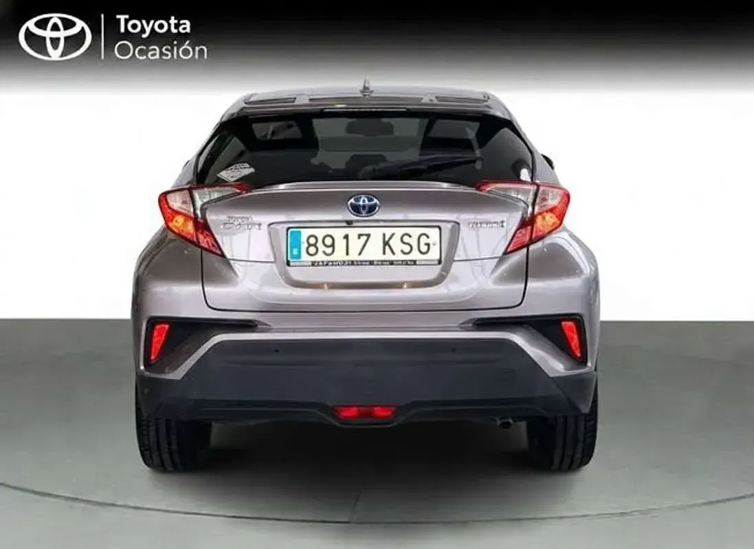 Usado Toyota C-HR Advance 122 CV (89 kW) 2018 Gris SUV