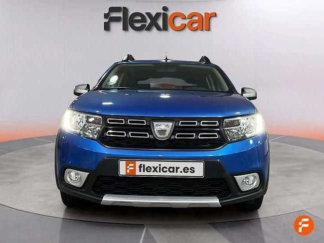 Usado Dacia Sandero Acces 73 CV (53 kW) 2019 Azul Utilitario