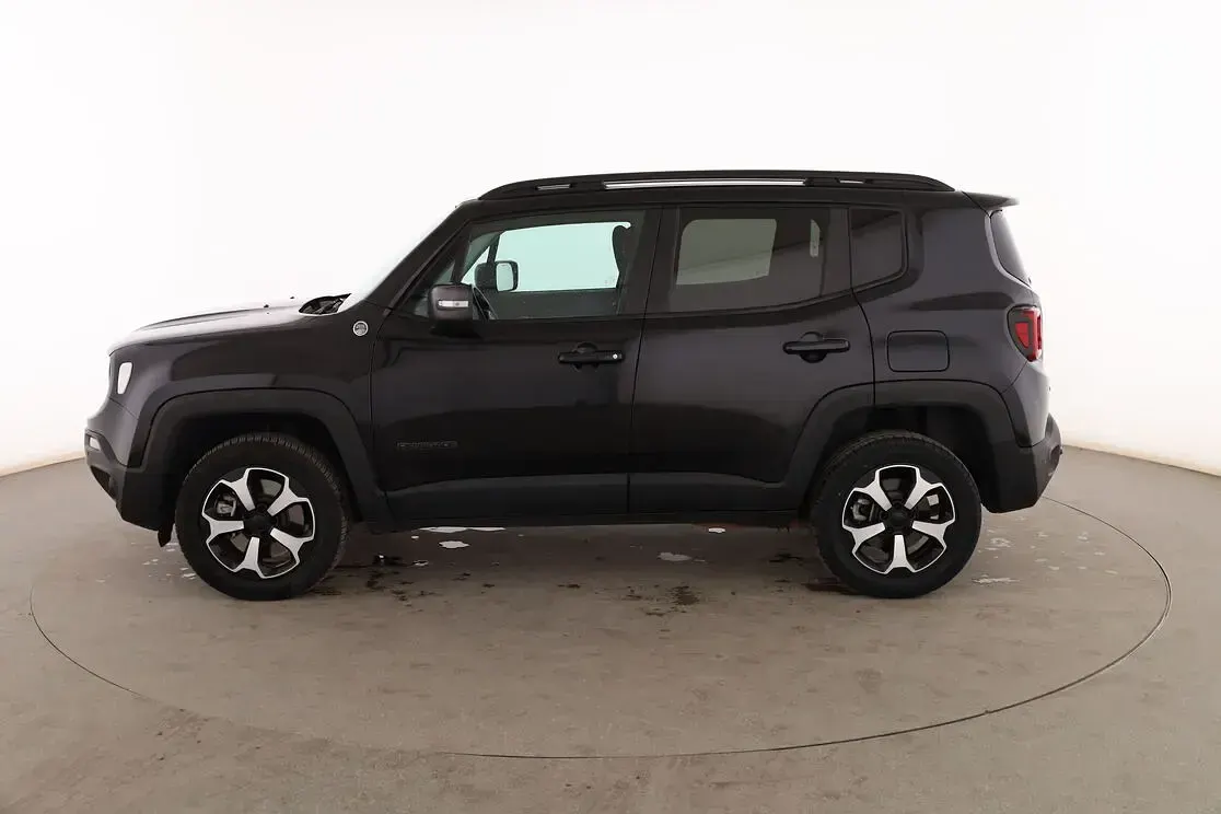 Usado Jeep Renegade Trailhawk 241 CV (177 kW) 2021 Negro SUV