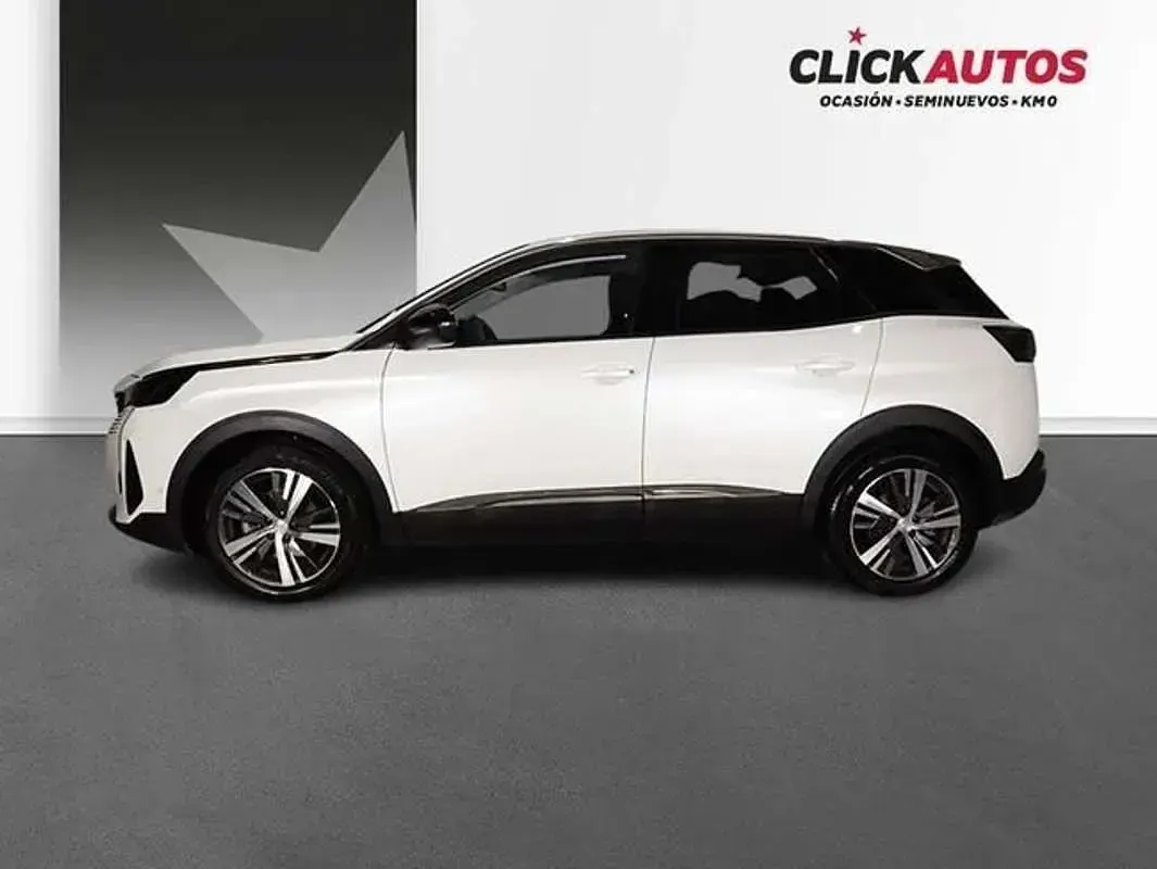 Usado Peugeot 3008 Allure 131 CV (96 kW) 2022 Blanco SUV