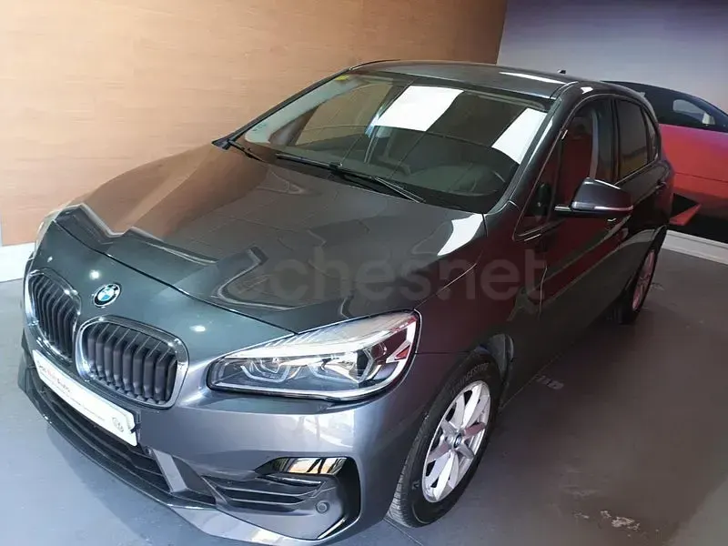 Usado BMW 216 Active Tourer 116 HP (85 kW) 2020 Cinzento Monovolume