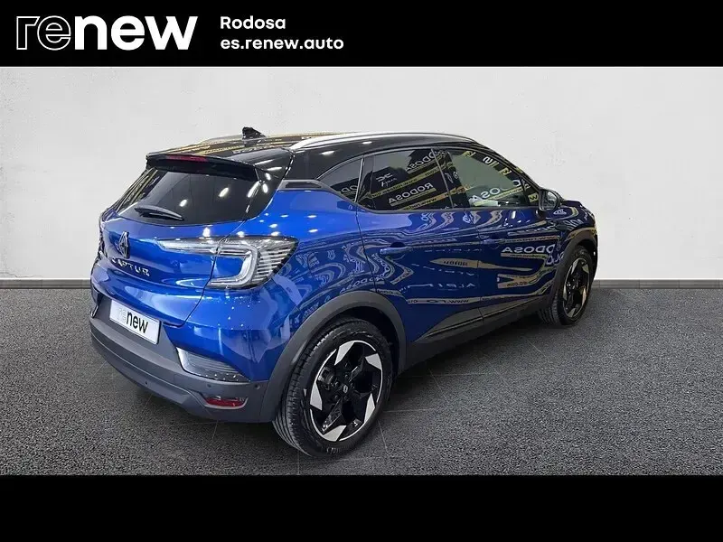Usado Renault Captur Techno 100 CV (73 kW) 2025 Azul SUV