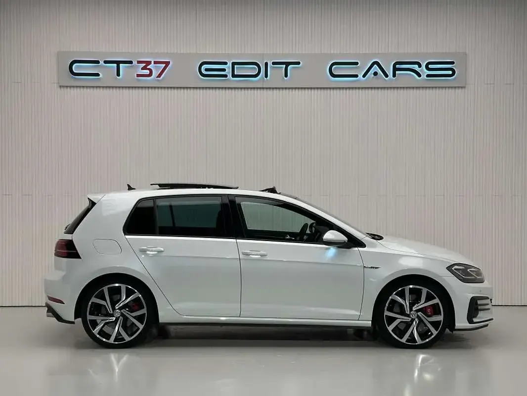 Usado VW Golf VIII GTI 245 CV (180 kW) 2020 Blanco Utilitario