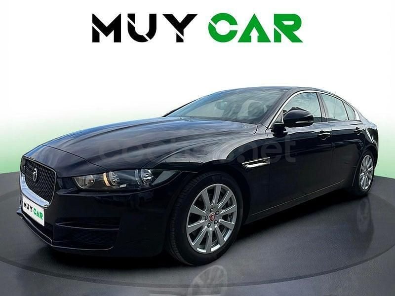 Usado Jaguar XE Pure 180 CV (132 kW) 2016 Negro Berlina