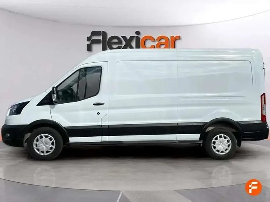 Usado Ford Transit 131 CV (96 kW) 2023 Blanco Van
