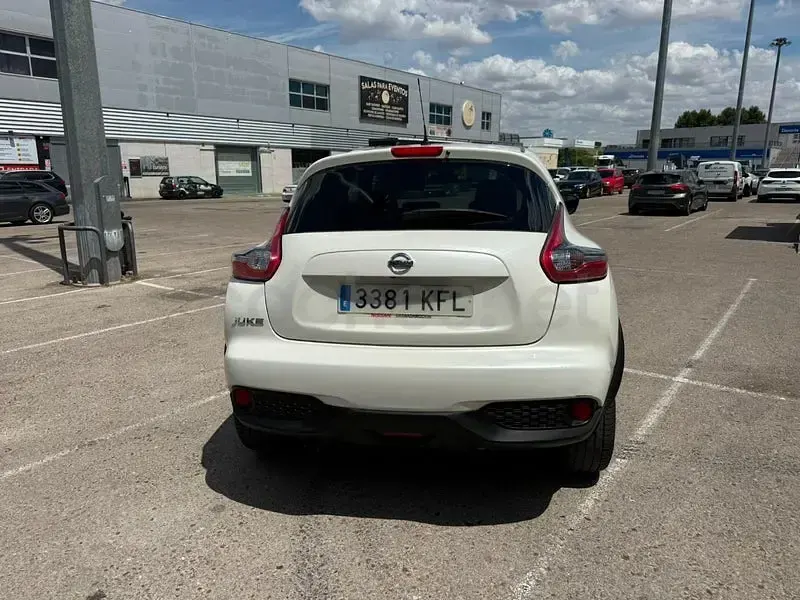 Usado Nissan Juke N-Connecta 115 CV (84 kW) 2017 Blanco SUV