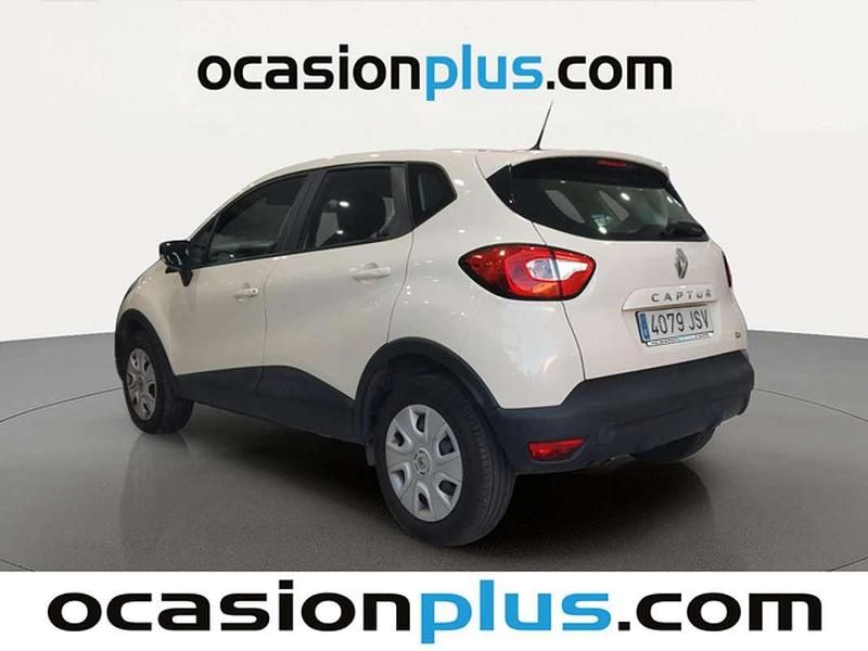 Usado Renault Captur Life 90 CV (66 kW) 2016 Beige SUV