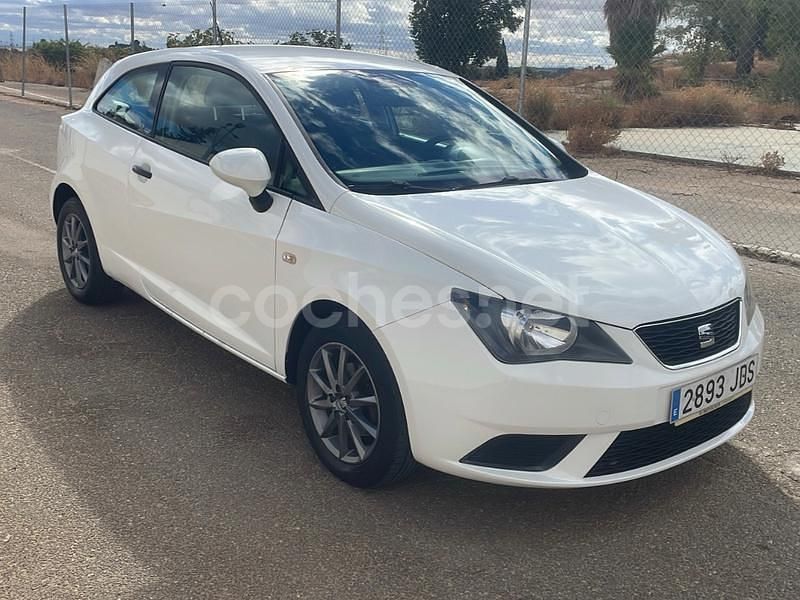 Blanco Usado 2015 Seat Ibiza SC I-Tech Utilitario | 5999 € (Precio justo) - Imagen 1/4
