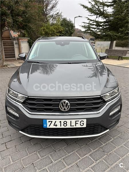 Usado VW T-Roc Advance 115 CV (84 kW) 2020 Gris / plata SUV