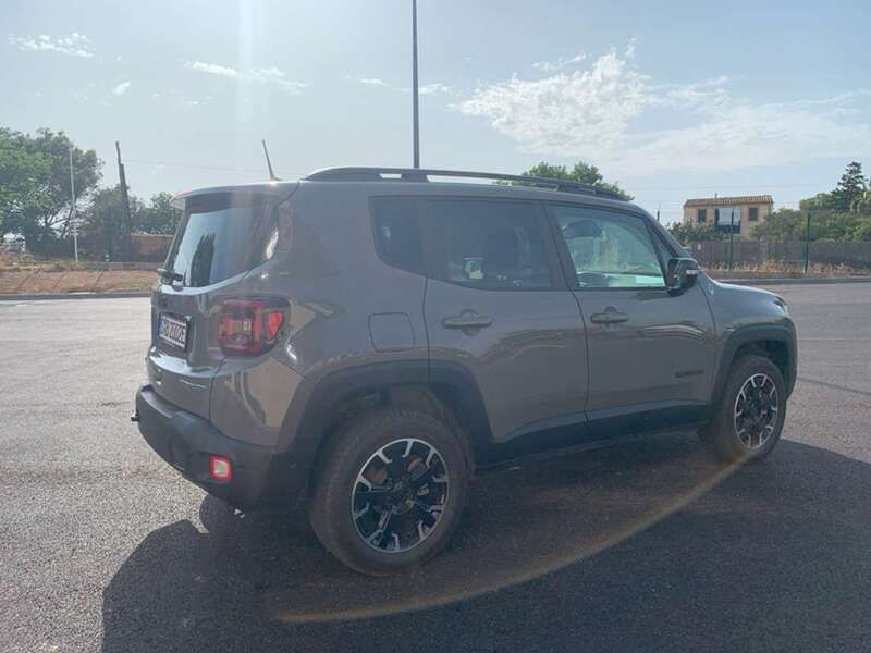Usado Jeep Renegade Trailhawk 241 CV (177 kW) 2023 Gris SUV