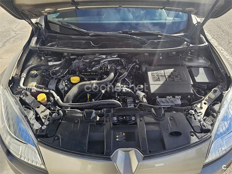 Beige Usado 2013 Renault Mégane Dynamique Berlina | 6500 € - Imagen 1/4