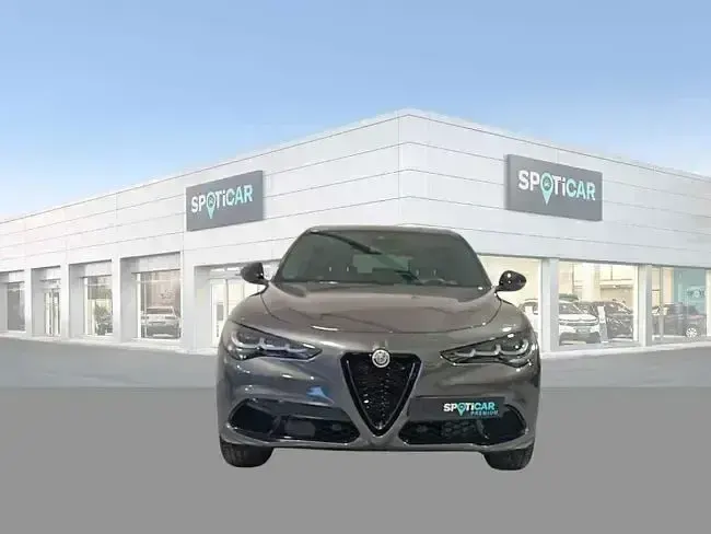 Usado Alfa Romeo Stelvio Veloce 210 CV (154 kW) 2023 Gris SUV