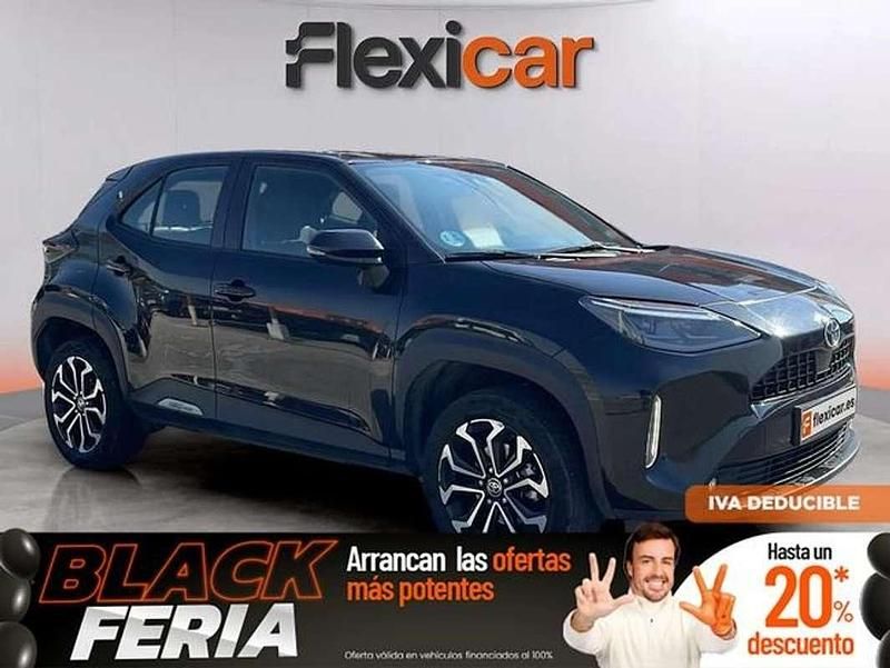 Negro Usado 2024 Toyota Yaris Cross Active SUV | 20.490 € (Buen precio) - Imagen 1/4