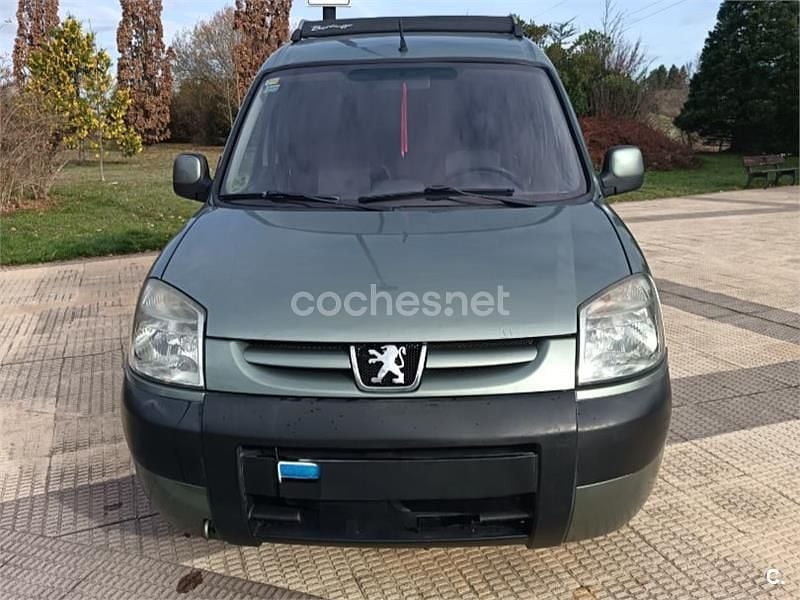 Usado Peugeot Partner Tepee 75 CV (55 kW) 2009 Gris / plata Monovolumen