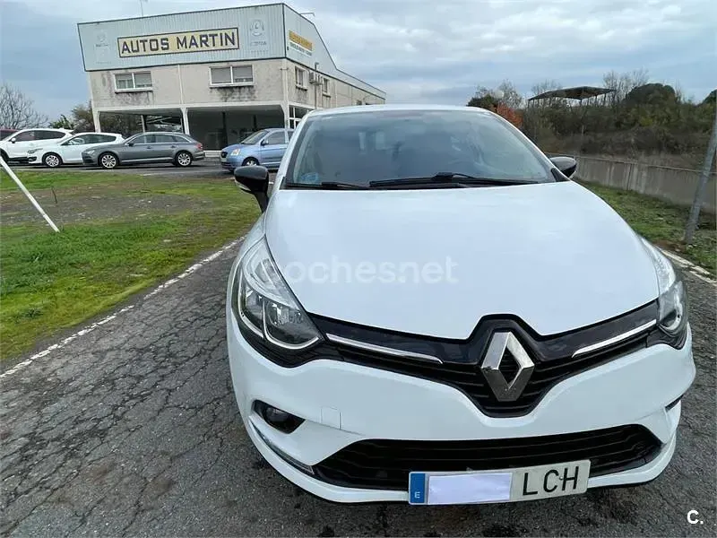 Usado Renault Clio IV LIMITED 90 CV (66 kW) 2019 Blanco Berlina