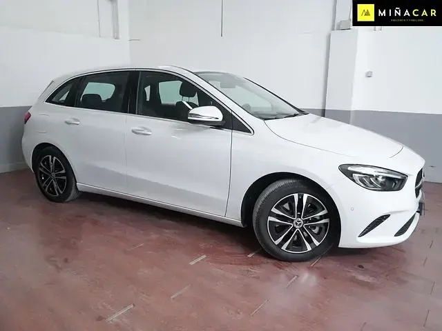 Usado Mercedes B250e 218 CV (160 kW) 2025 Blanco Utilitario