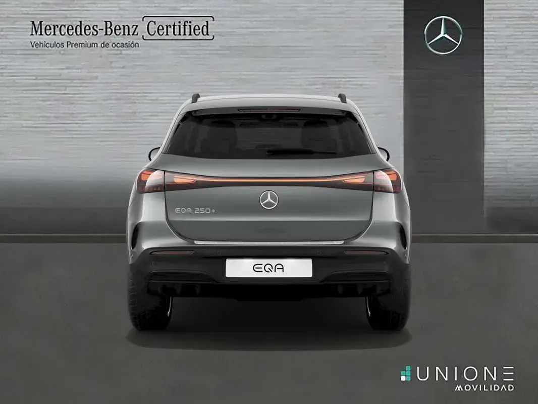 Usado Mercedes EQA250+ AMG 139 kW (190 CV) 2025 SUV