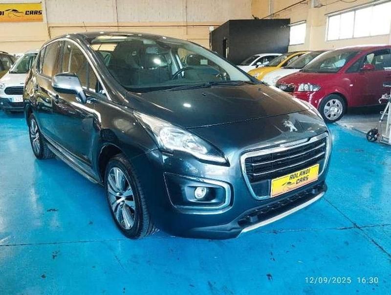 Usado Peugeot 3008 Active 131 CV (96 kW) 2016 Gris SUV