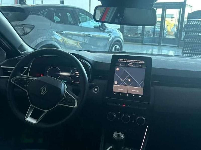 Usado Renault Clio V Techno 101 CV (74 kW) 2025 Rojo Berlina