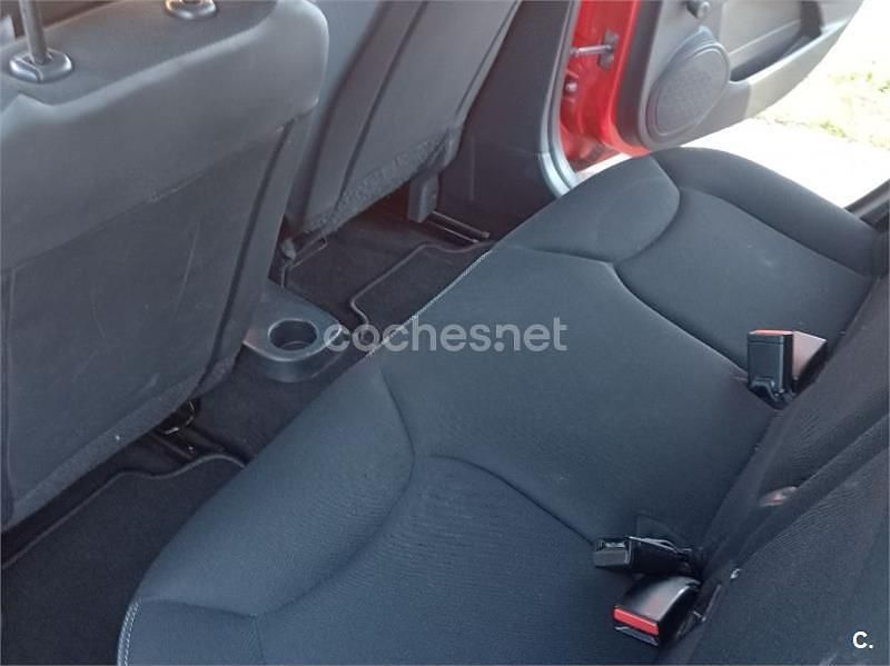 Usado Renault Clio IV 90 CV (66 kW) 2014 Rojo Berlina