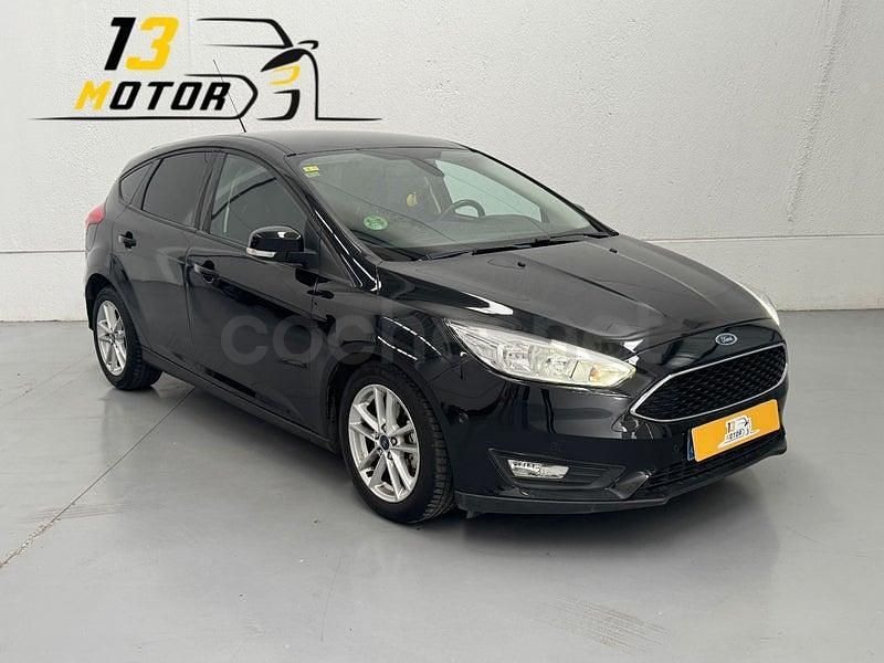 Usado Ford Focus Sport 125 CV (91 kW) 2015 Negro Berlina