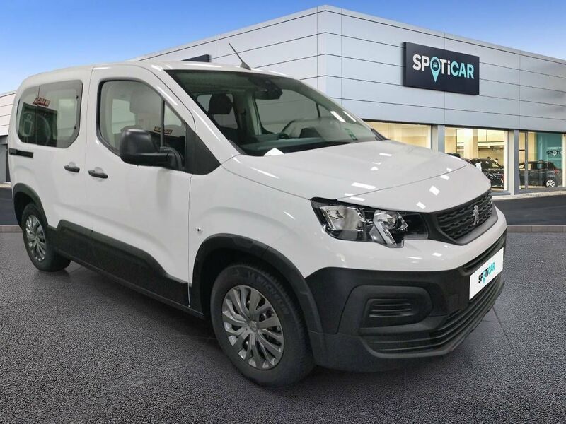 Usado Peugeot e-Rifter Active 100 kW (136 CV) 2023 Blanco Monovolumen