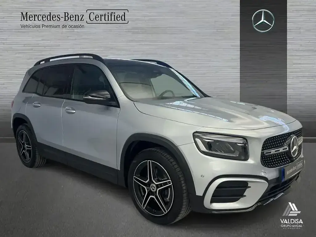 Usado Mercedes GLB200 150 CV (110 kW) 2025 Gris SUV