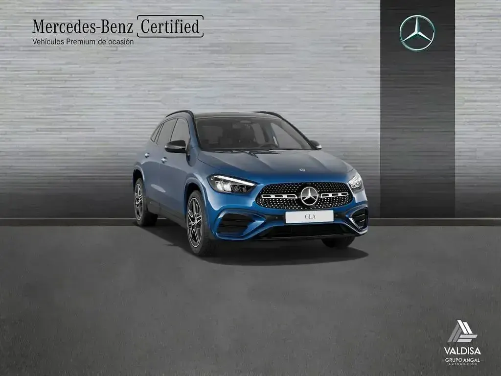 Usado Mercedes GLA200 AMG line 150 CV (110 kW) 2025 SUV