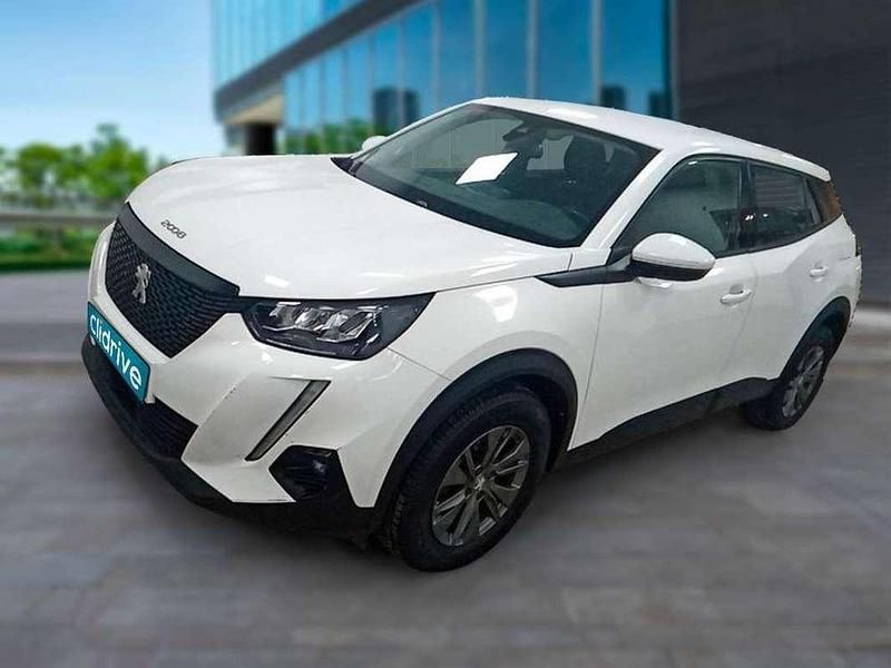 Usado Peugeot 2008 Active 110 CV (80 kW) 2021 Blanco SUV