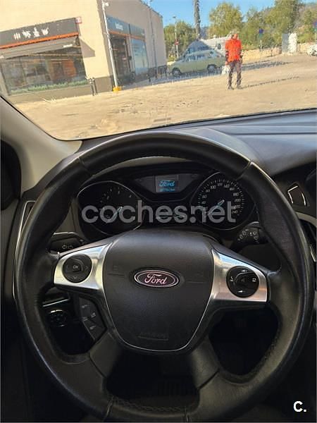 Blanco Usado 2014 Ford Focus Berlina | 7999 € (Precio justo) - Imagen 1/1