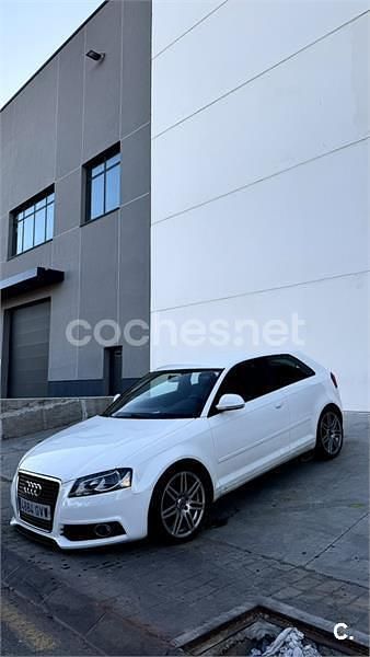 Usado Audi A3 Attraction 140 CV (102 kW) 2010 Blanco Utilitario