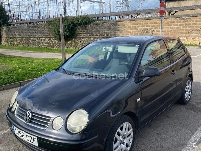 Usado VW Polo GT 100 CV (73 kW) 2004 Negro Utilitario