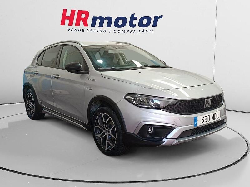 Blanco Usado 2023 Fiat Tipo Cross Utilitario | 15.090 € (Precio justo) - Imagen 1/4