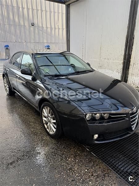 Negro Usado 2007 Alfa Romeo 159 Familiar | 3000 € (Buen precio) - Imagen 1/4