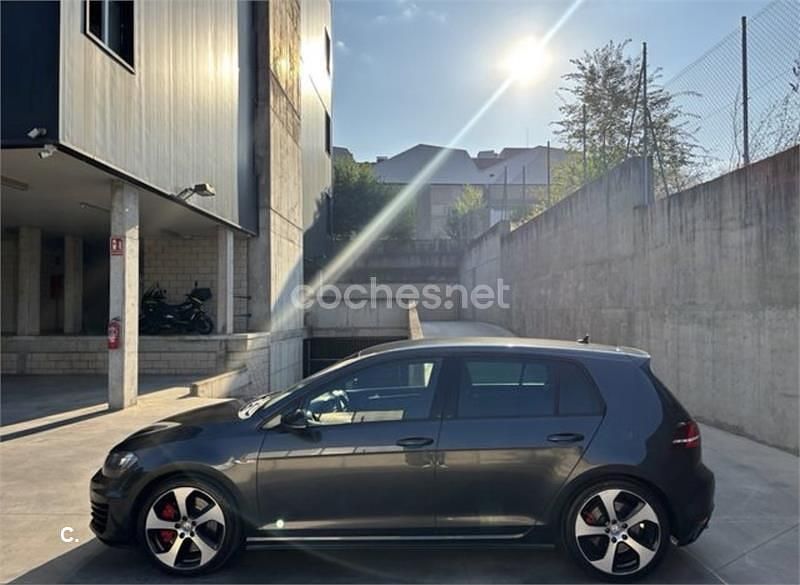 Usado VW Golf VII GTI 230 CV (169 kW) 2013 Negro Berlina