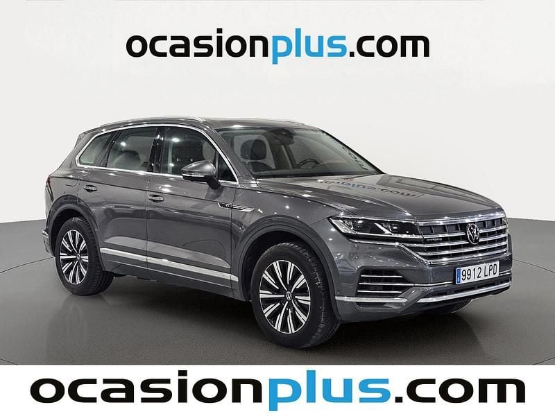 Usado VW Touareg Elegance 381 CV (280 kW) 2021 Gris SUV