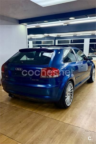 Usado Audi A3 Ambition 170 CV (125 kW) 2007 Azul Utilitario