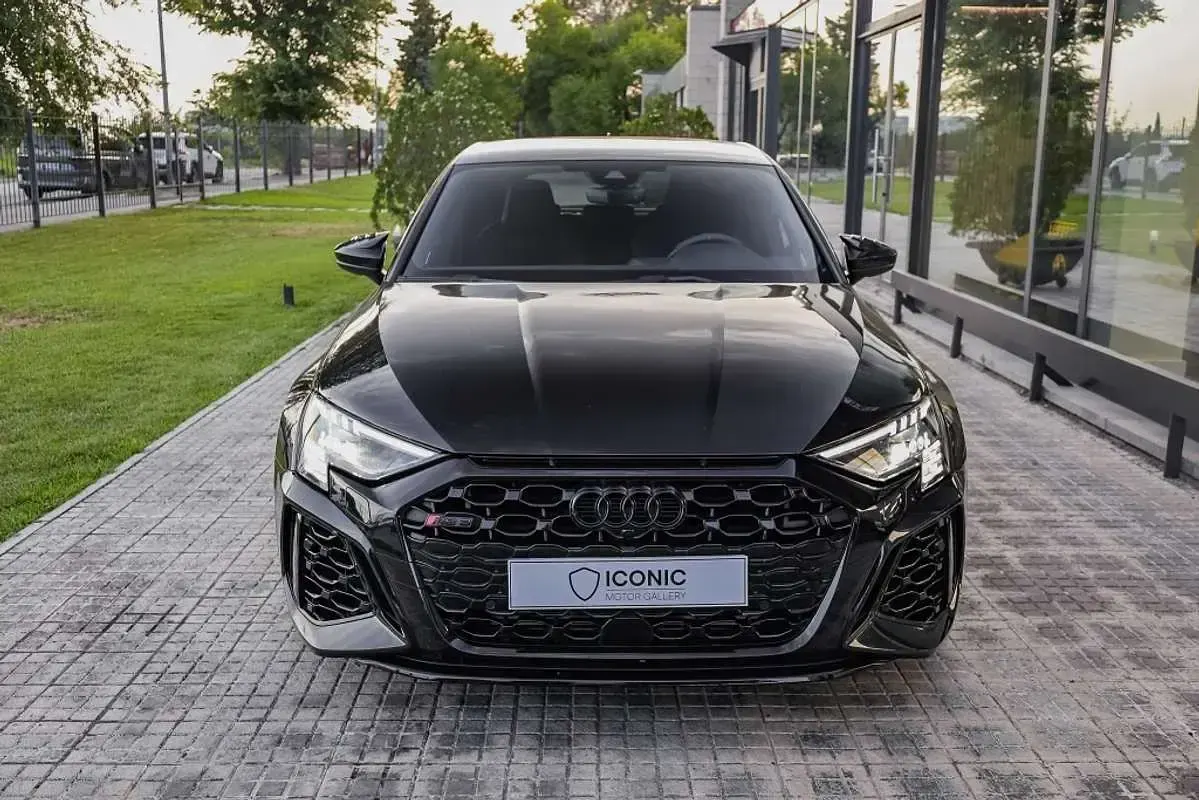 Usado Audi RS3 Sportback Performance 400 CV (294 kW) 2022 Negro Utilitario