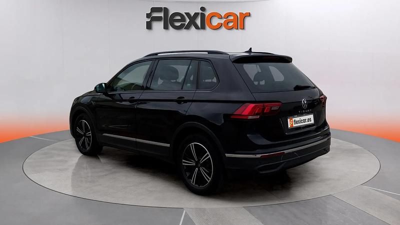 Usado VW Tiguan Life 150 HP (110 kW) 2021 Preto SUV