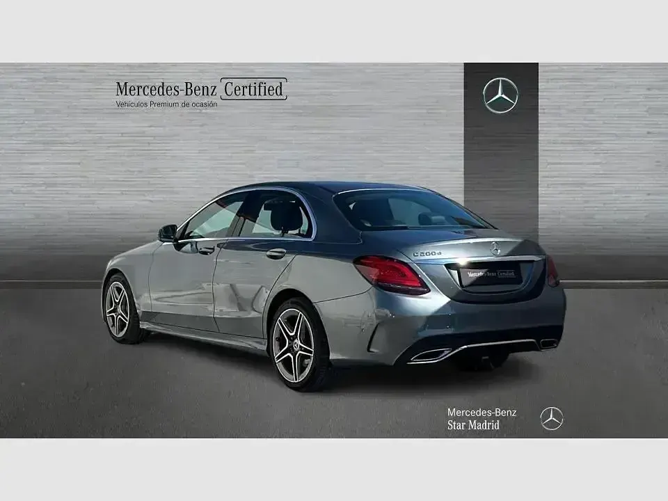 Usado Mercedes C200 160 CV (117 kW) 2020 Gris Berlina