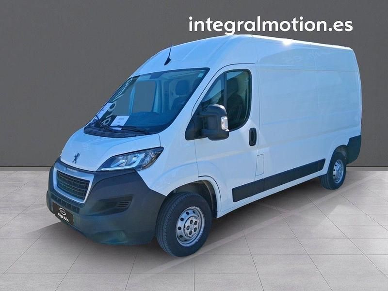 Blanco Usado 2022 Peugeot Boxer Van | 16.528 € - Imagen 1/4
