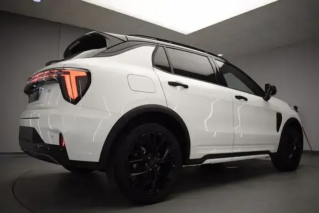 Usado Lynk & Co 01 276 CV (202 kW) 2025 Blanco SUV