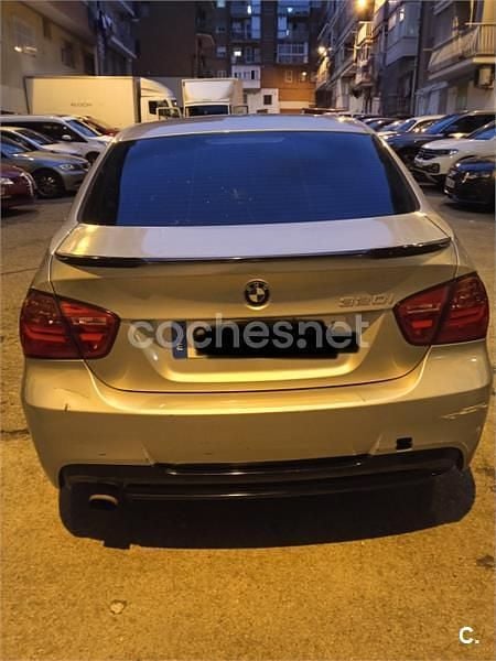 Usado BMW 320 150 CV (110 kW) 2005 Gris / plata Berlina