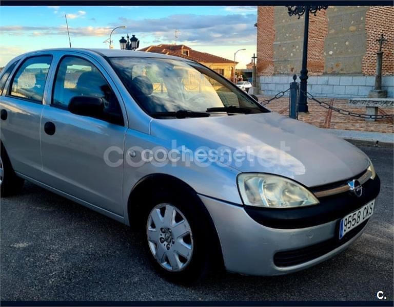 Usado Opel Corsa Edition 65 CV (47 kW) 2003 Gris / plata Berlina