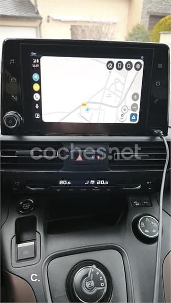 Usado Peugeot Rifter GT-line 130 CV (95 kW) 2019 Gris / plata Monovolumen